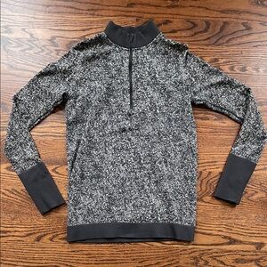 Women’s Lululemon Black and Gray Quarter Zip Long Sleeve Top